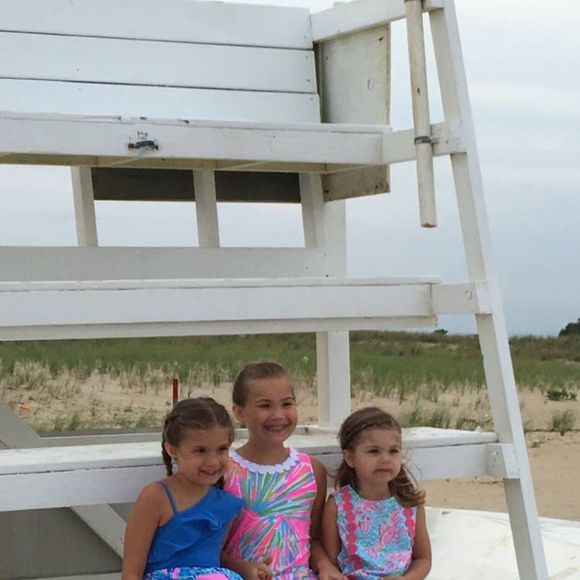 Meet your Posher, Lauren - Picture 1 of 1